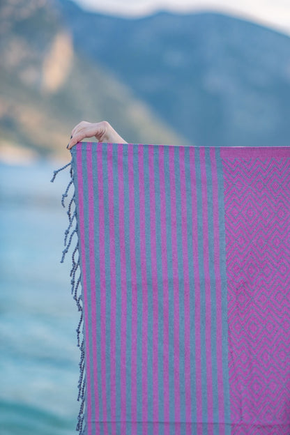 Beach Towel Tila - fuchsia