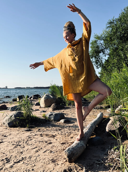 Лина пончо унисекс - жёлтый