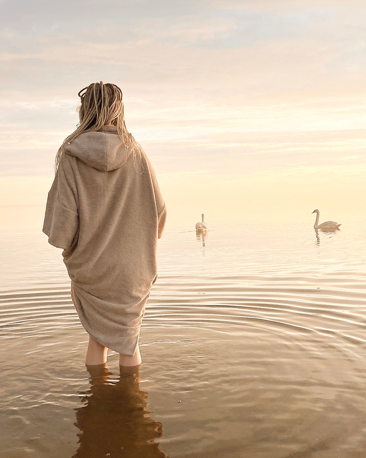 Пончо унисекс - бежевое