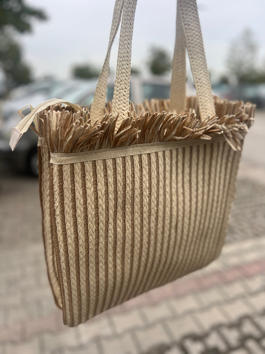 KT - pludmales soma pīta