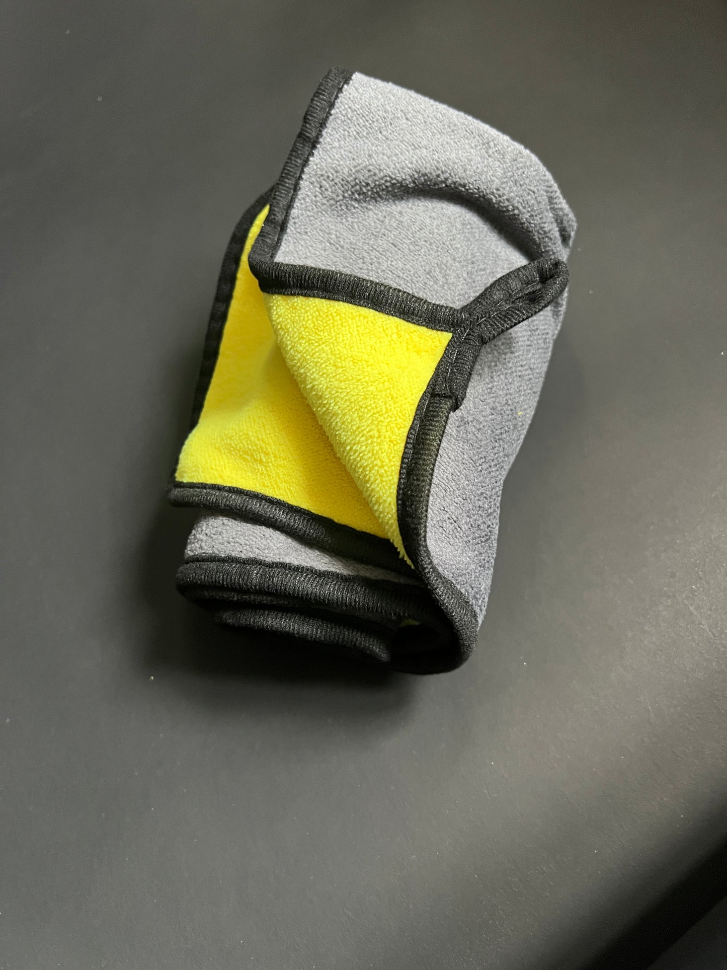 Салфетка для чистки салона автомобиля, 40х30 см, 950 г / желтая