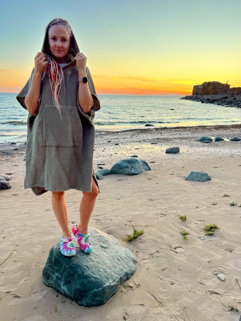 Короткое пончо из вафельной ткани - унисекс / зелёный