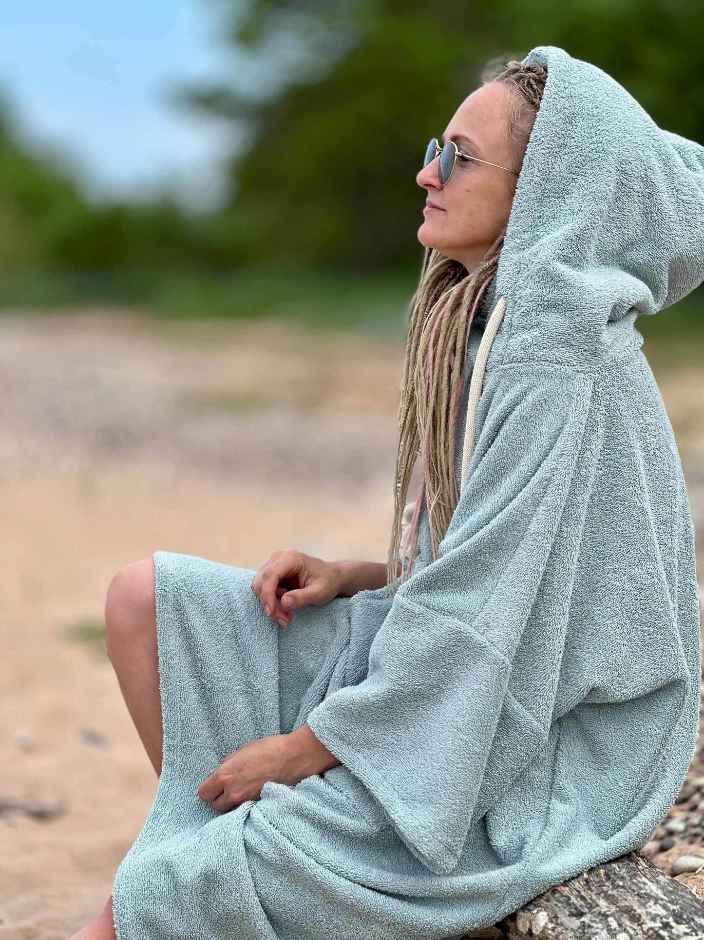 Пончо унисекс - зеленоватый