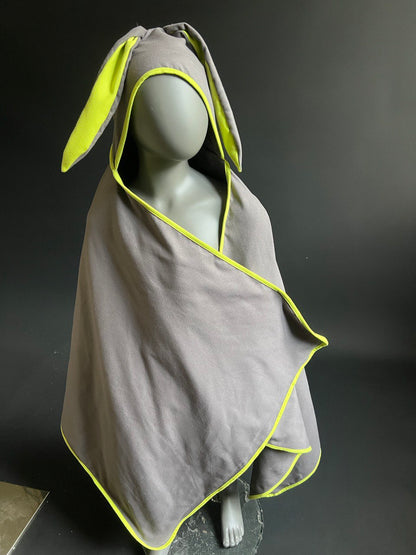 Mikrošķiedras kapučdvielis PELĒKS ar zaļu