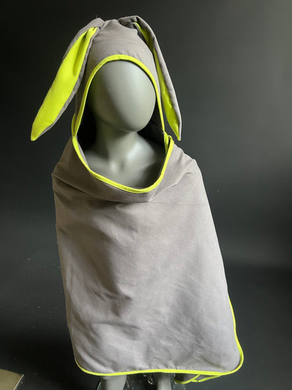 Mikrošķiedras kapučdvielis PELĒKS ar zaļu