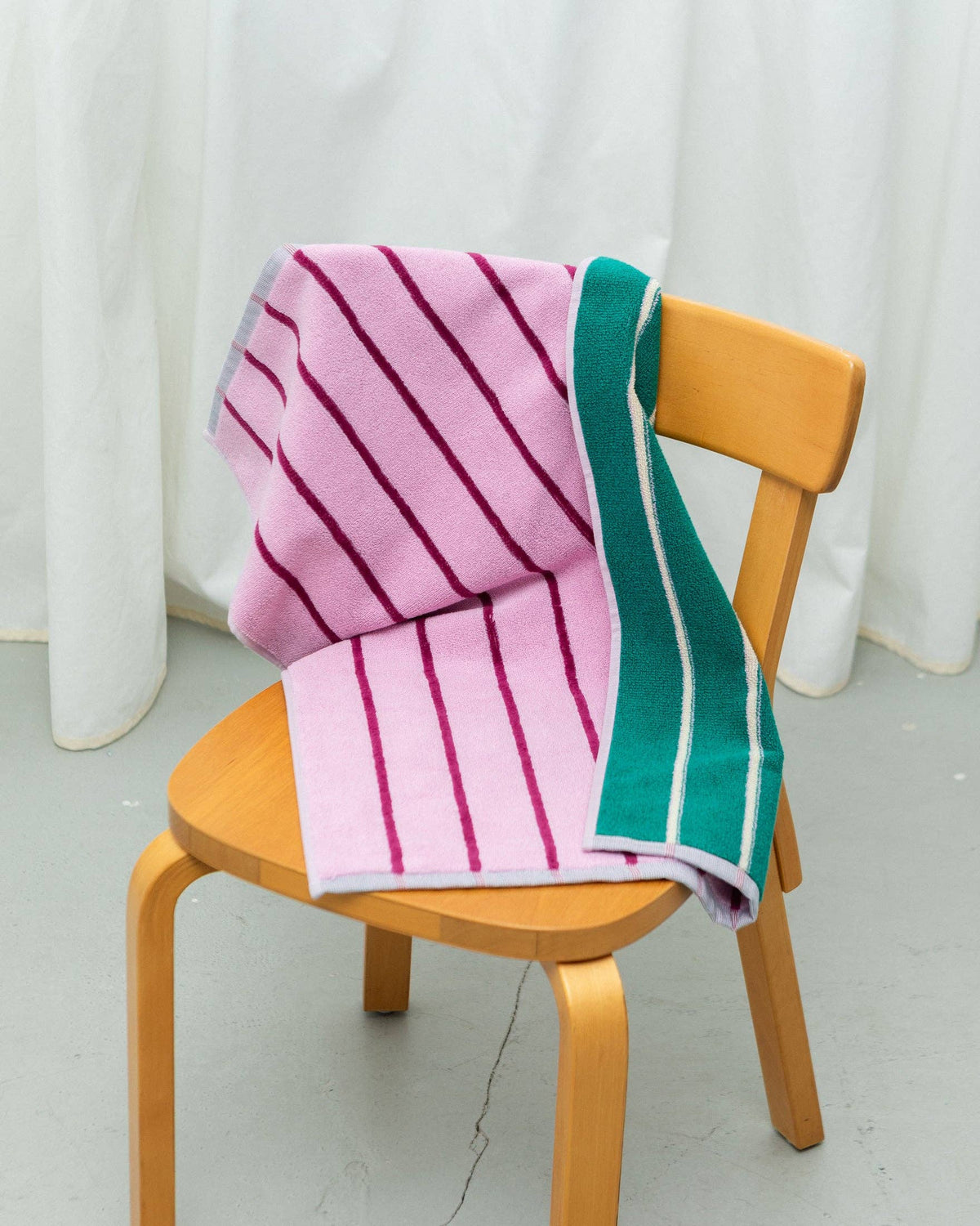 Petra Towel: Hand Towel