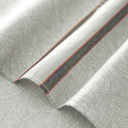 Virtuves dvielis  - melnā tēja/lapas