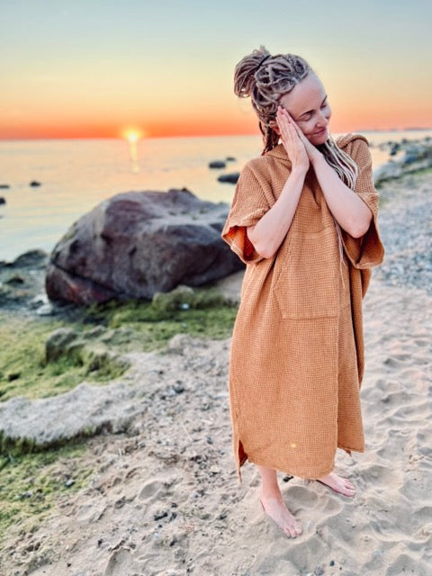 Пончо из вафельной ткани длинное - унисекс / коричневый