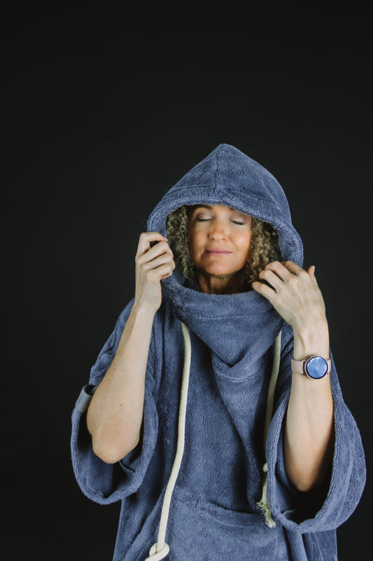 Пончо унисекс - серое