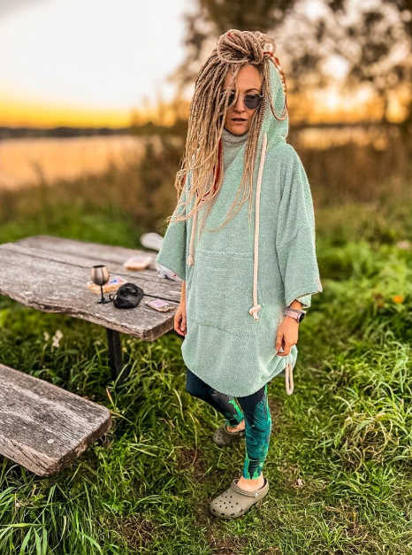 Пончо унисекс - зеленоватый / короткий